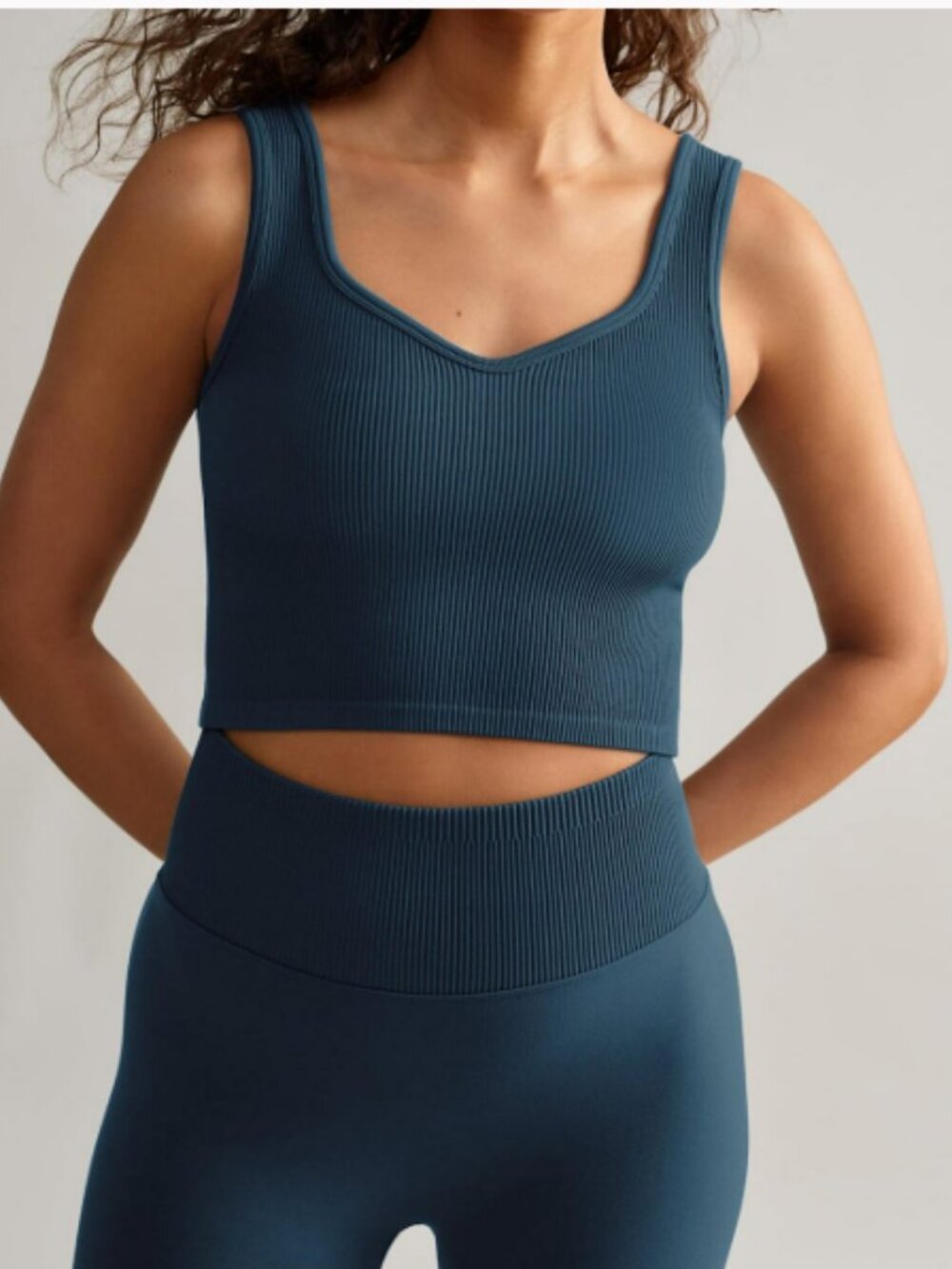 RHONE Seamless Embossed Crop Tank Blue Orion SIze XS